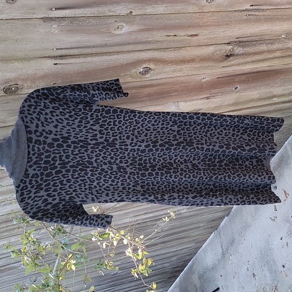 Express Grey & Black animal print Sweater Dress - Picture 5 of 7